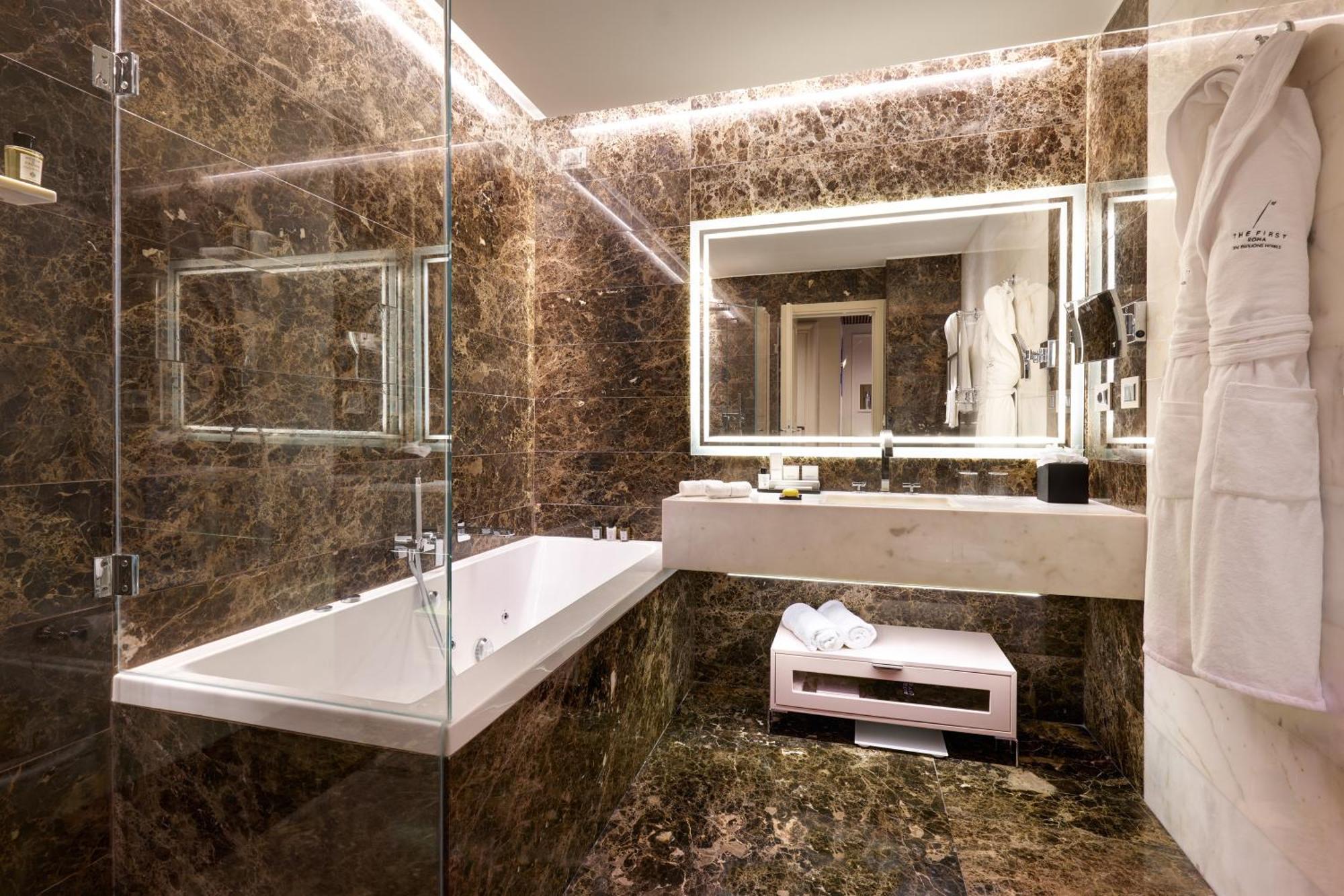 The First Arte - Preferred & Hotel Rom