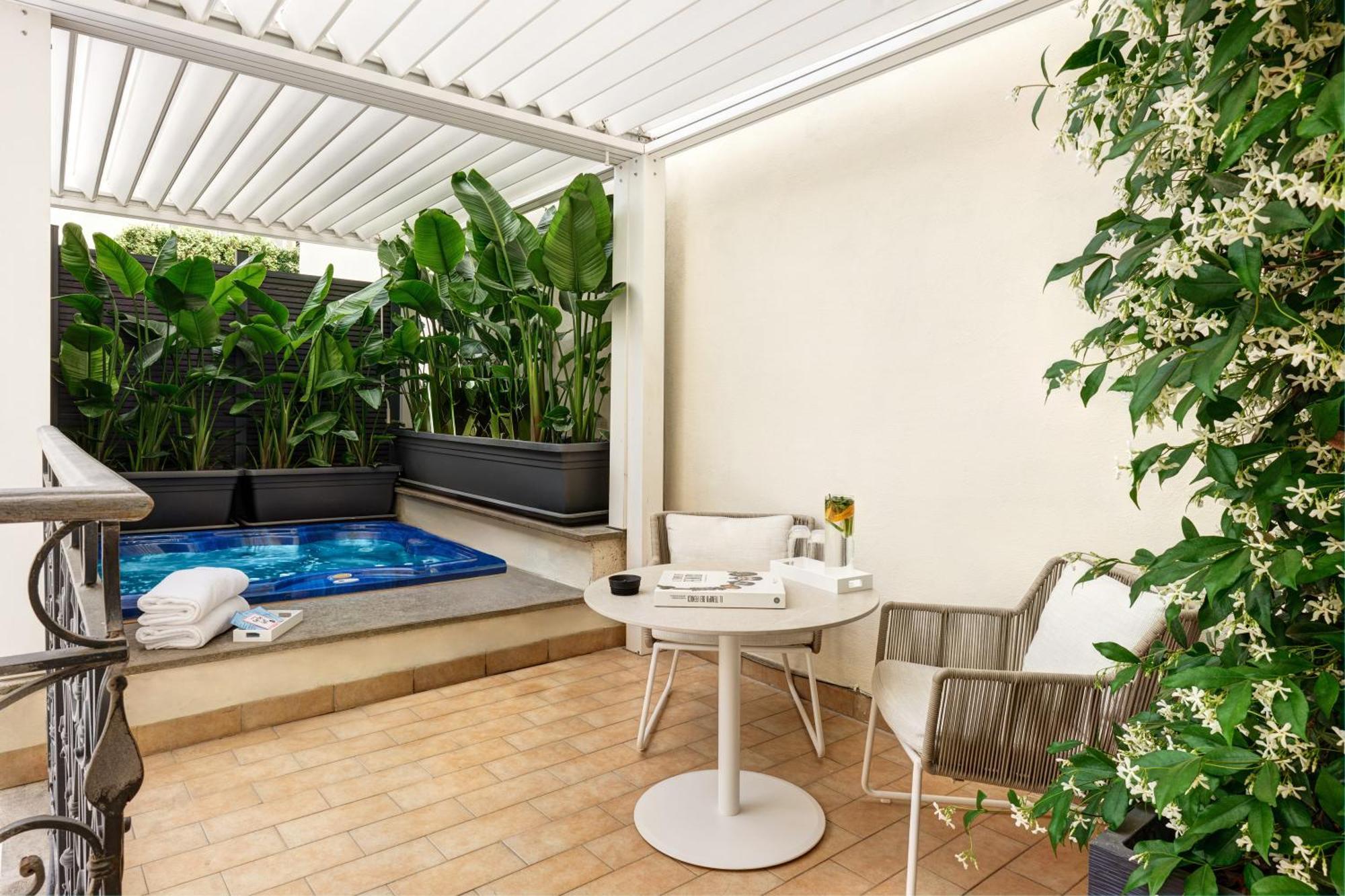 The First Arte - Preferred & Hotel Rom