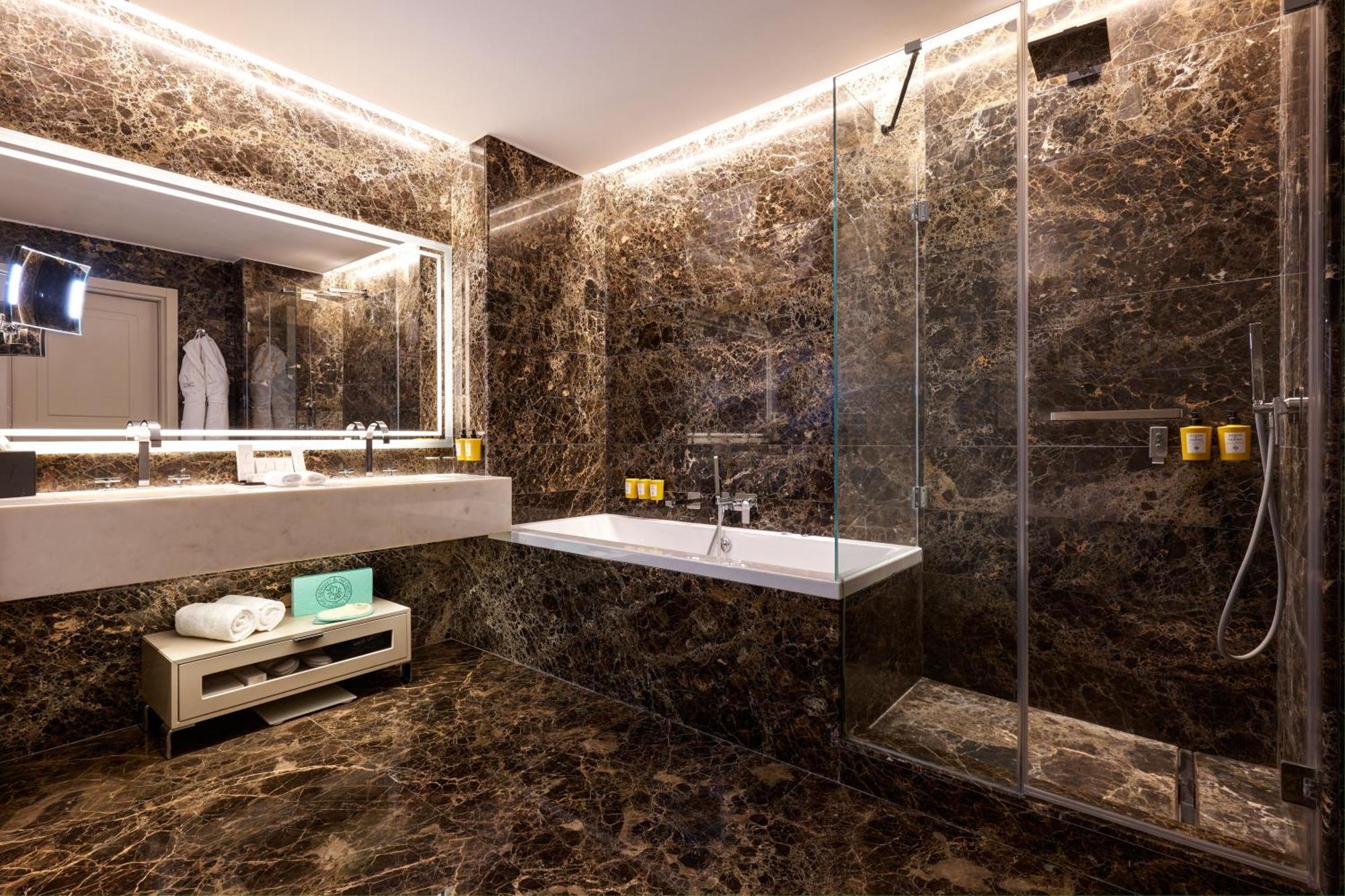 Hotel The First Arte - Preferred & Rome